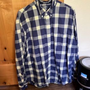 Jcrew button down size xl